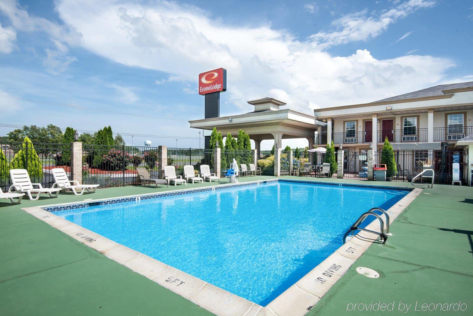 Econo Lodge Princess Anne Exterior photo