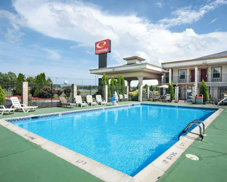 Econo Lodge Princess Anne Exterior photo